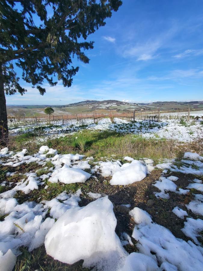 Готель Dimora In Francigena Сан-Куїрико-д'Орча Екстер'єр фото