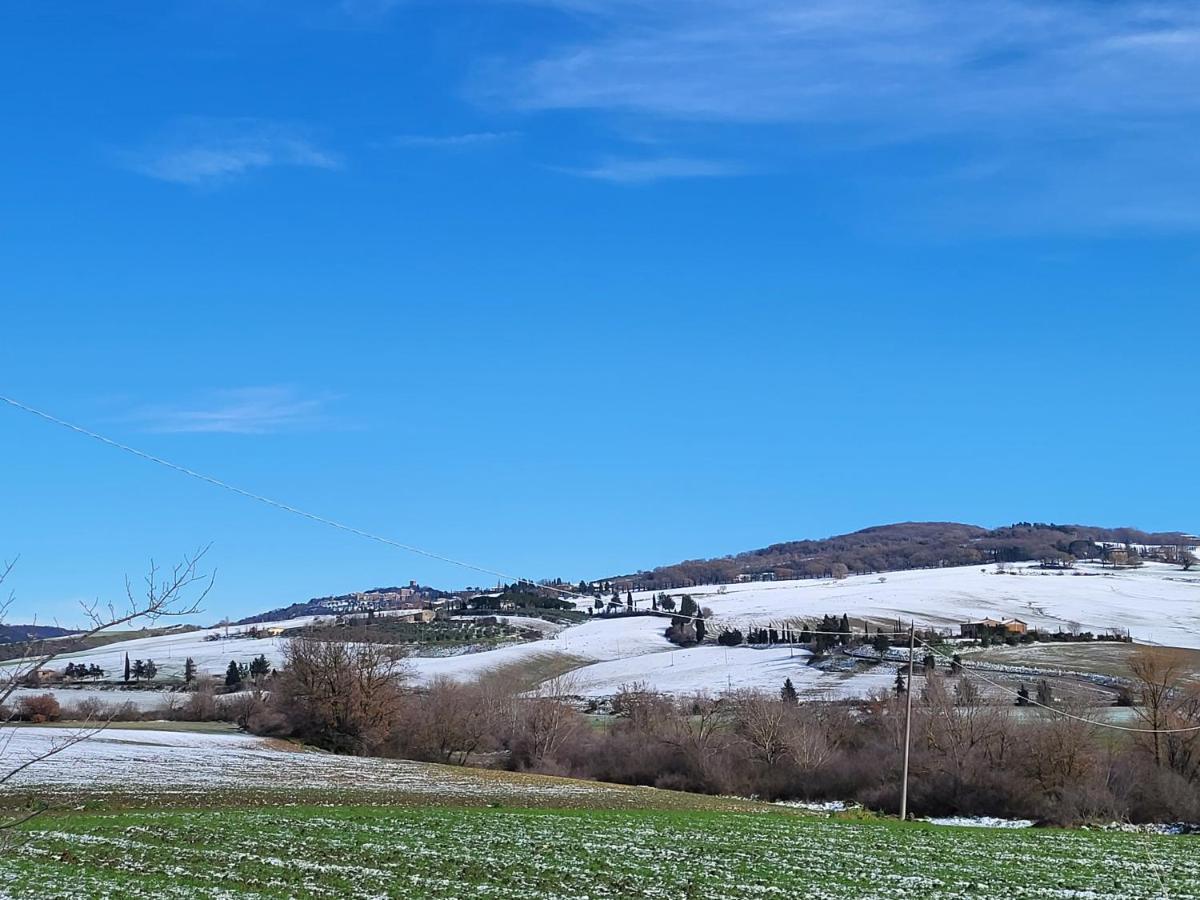 Готель Dimora In Francigena Сан-Куїрико-д'Орча Екстер'єр фото