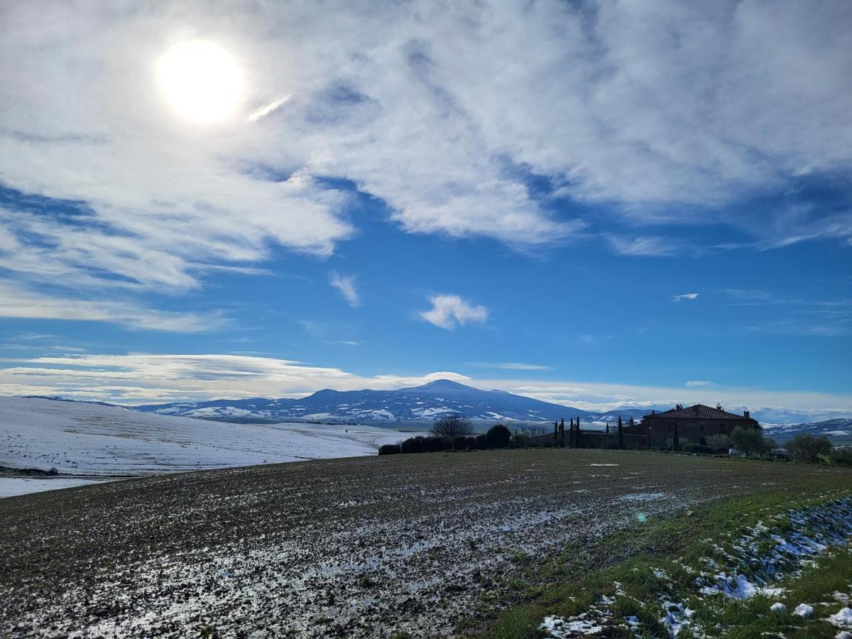 Готель Dimora In Francigena Сан-Куїрико-д'Орча Екстер'єр фото