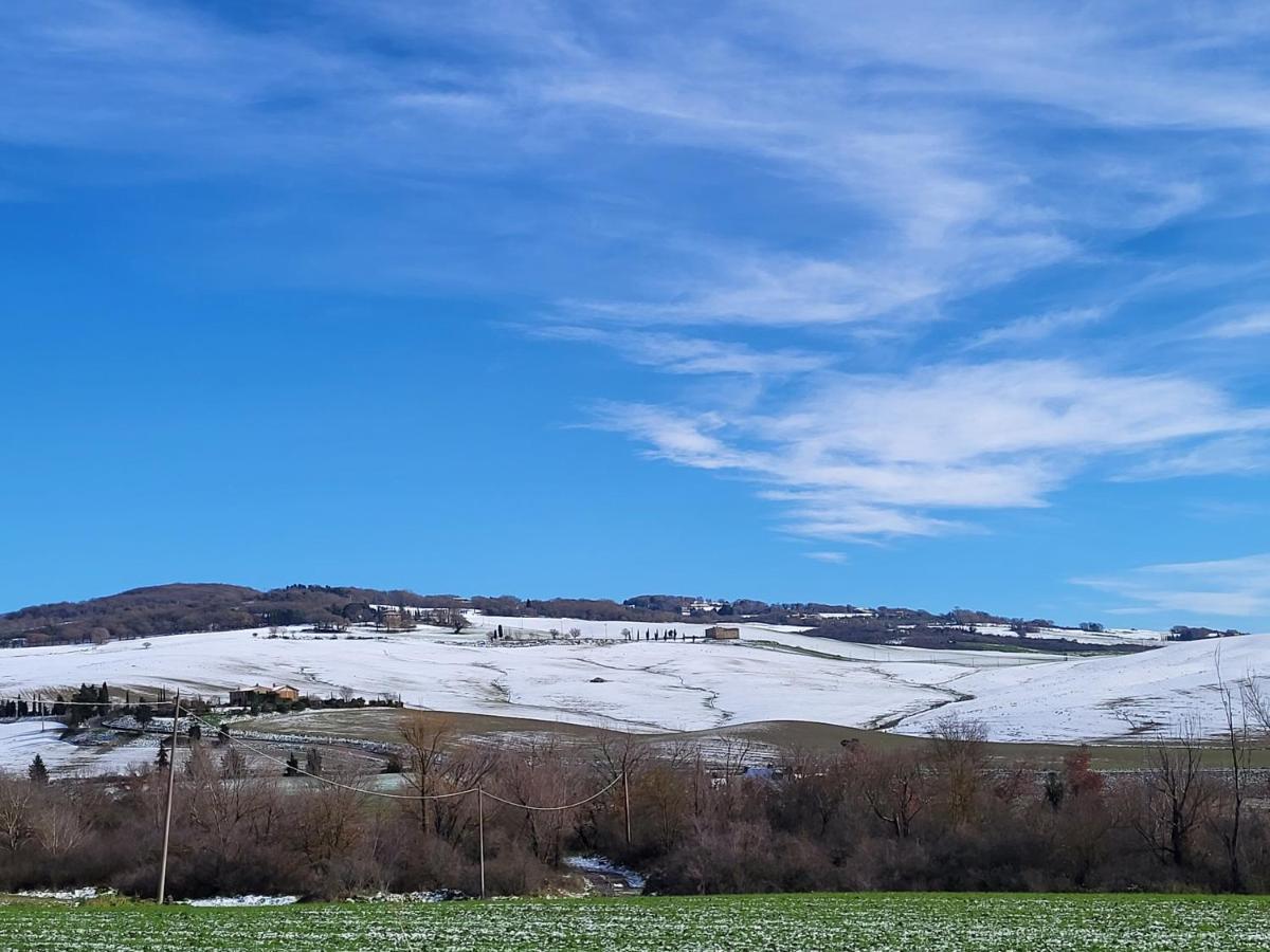 Готель Dimora In Francigena Сан-Куїрико-д'Орча Екстер'єр фото